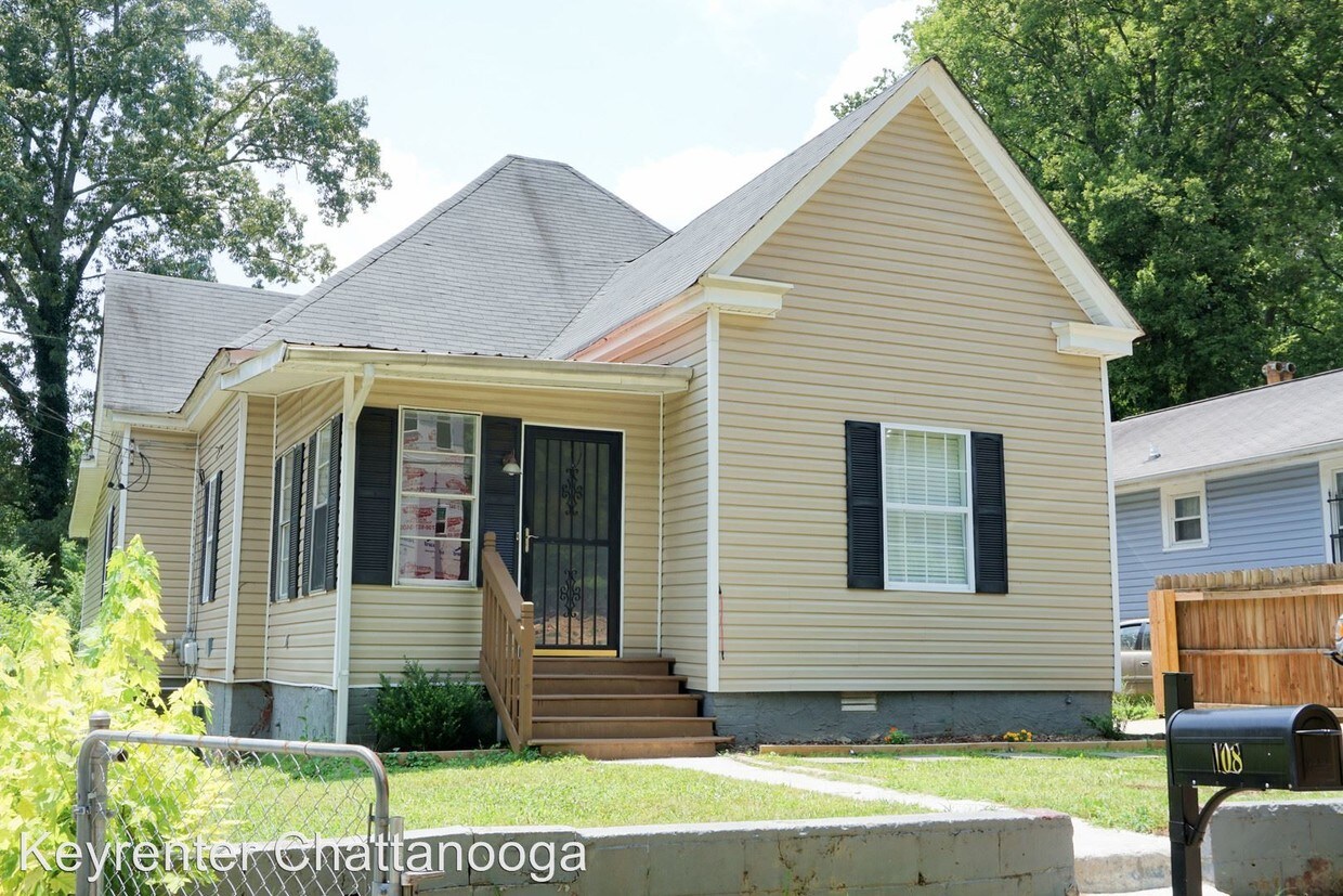Primary Photo - 3 br, 2 bath House - 108 Sawyer St