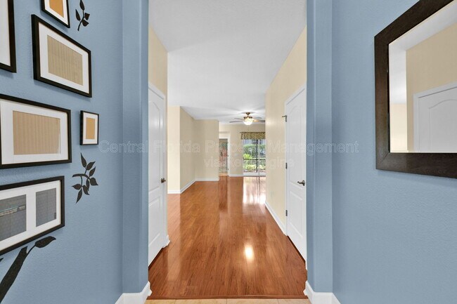 Foto del edificio - 3677 Serena Ln