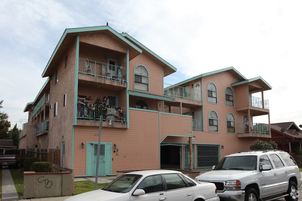 Foto del edificio - Cherry Heights Apartments