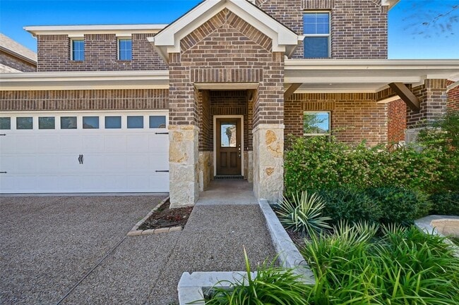 Building Photo - 206 Fieldstone Dr