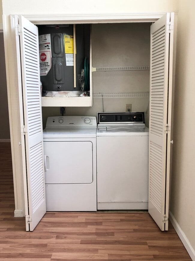 Foto del edificio - 298 Carriage Crossing Ln