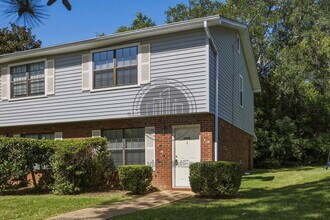 Building Photo - 2408 Fred Smith Rd