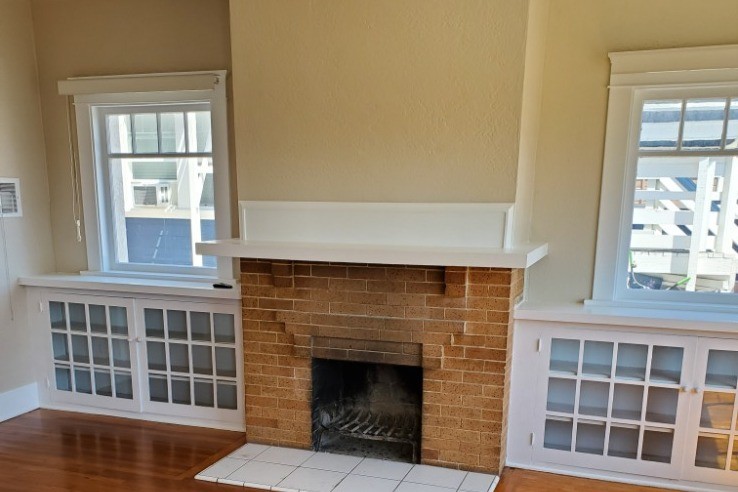 living room w/fireplace - 1840 30th St