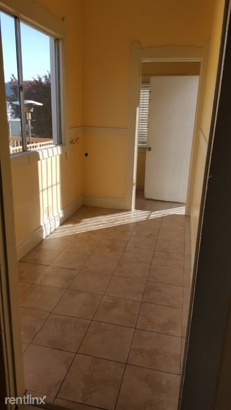 Building Photo - 3 br, 1 bath House - 1539 Shafter Street