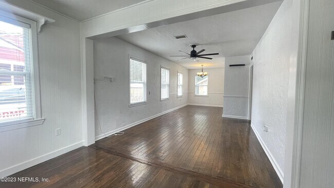 Foto del edificio - 5228 Sunderland Rd