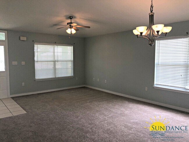 Foto del edificio - Beautiful Home Located In The Subdivision of Driftwood at Sandestin!