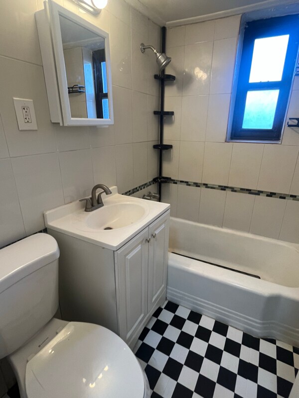 Foto del edificio - 110 Washington St