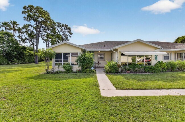 Foto del edificio - 5037 Lakefront Blvd