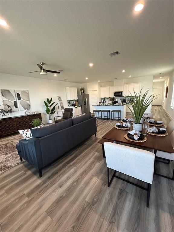 Foto del edificio - 10414 Belmont Orchard Trl