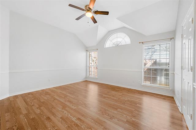Foto del edificio - 1412 Meadow Dr
