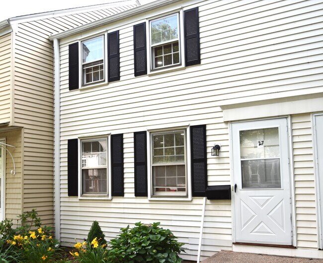 Building Photo - 27 Gayfeather Ln