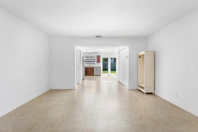 Foto del edificio - 454 NE 5th St