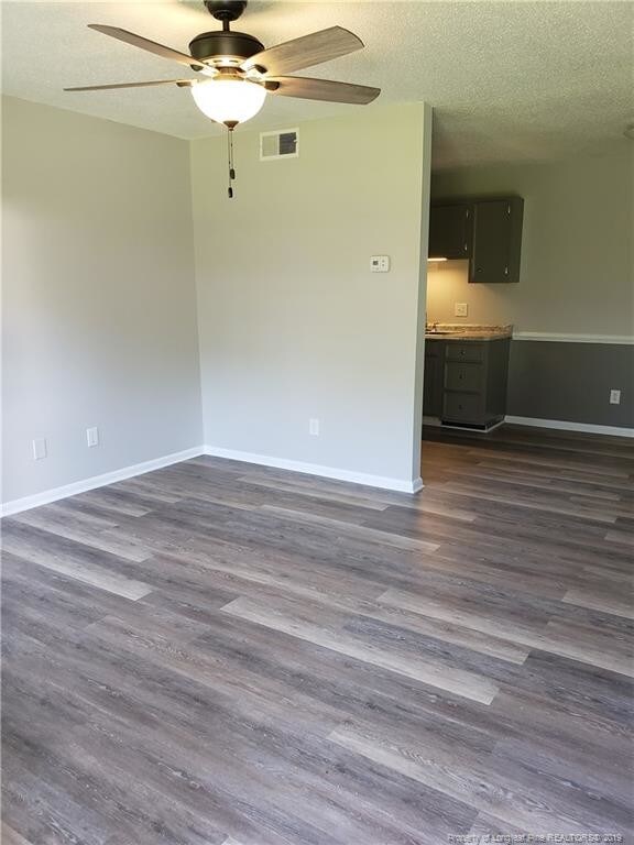 Foto del edificio - 412 Oakridge Ave