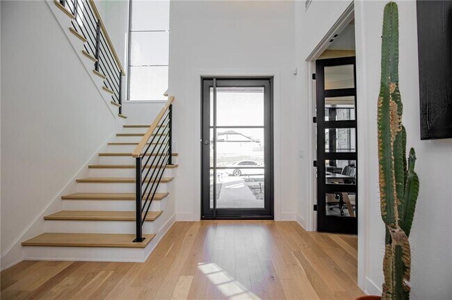 Building Photo - 4205 S Watercrest Dr