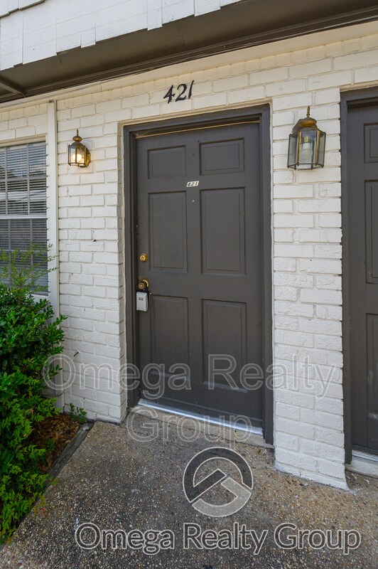 Foto del edificio - 425 Oakwood Ave