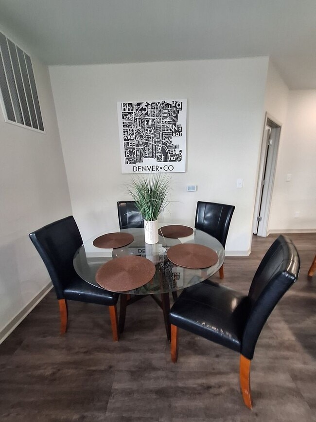 Foto del edificio - CH-Cortland Flatirons