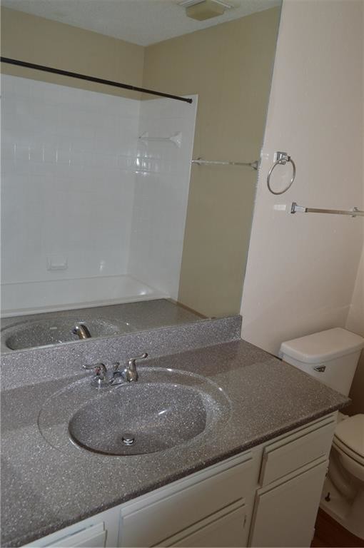 Foto del edificio - 903 Romeria Dr