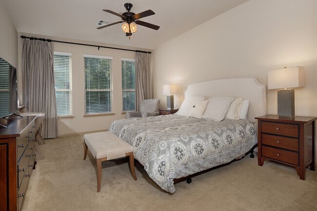 Foto del edificio - 222 Hawkhurst Ct