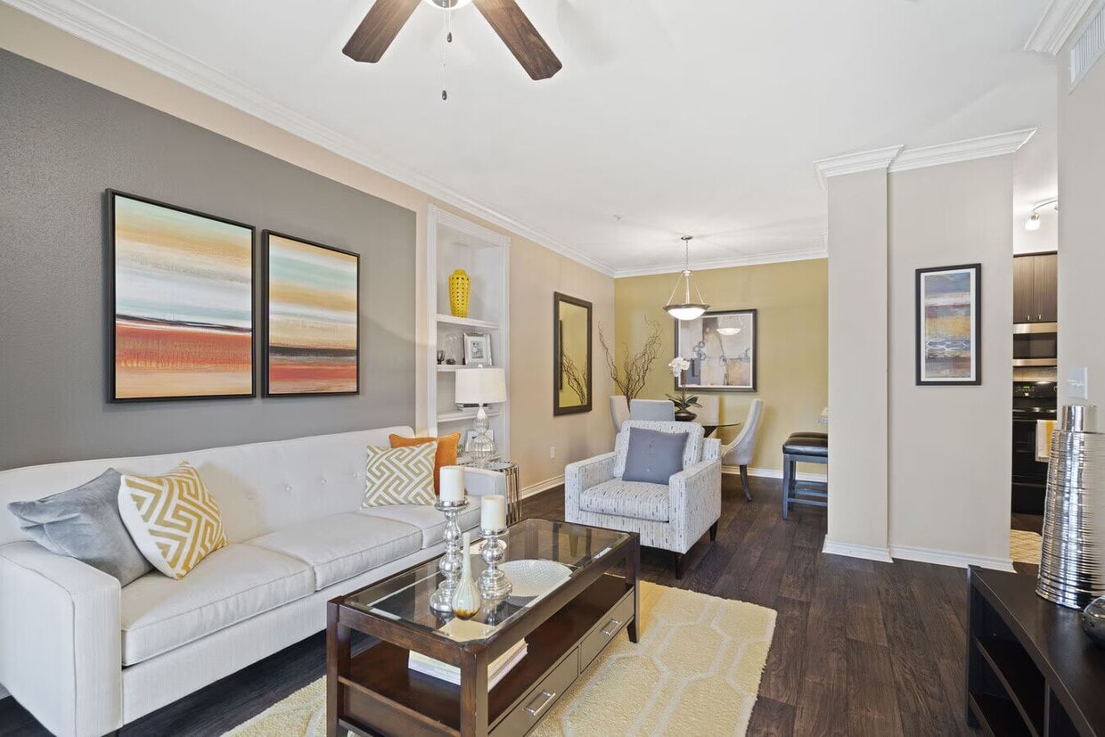 Primary Photo - Comfort, Style & $500 Off Your First Month