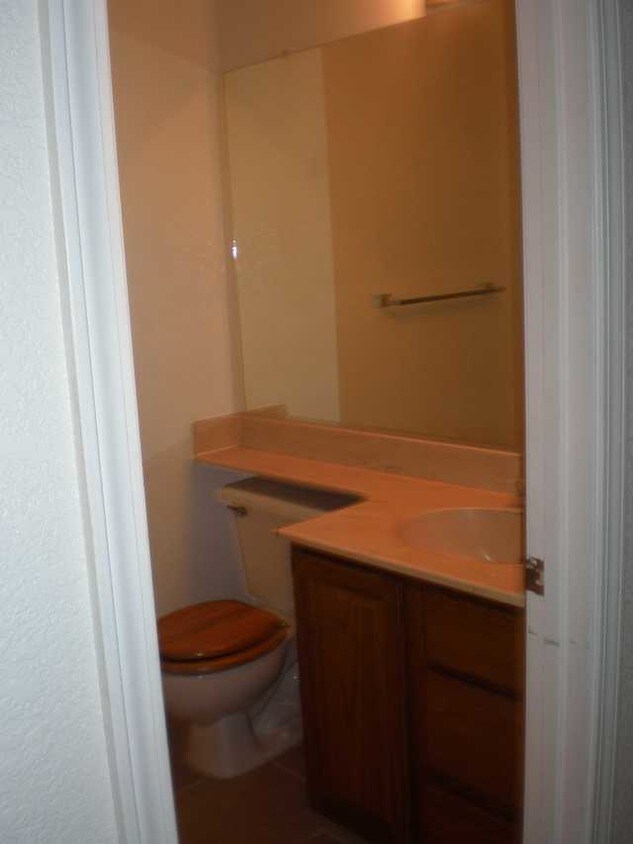 Foto del edificio - 2501 Orchard Park Way