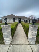 Building Photo - 5009 Chad Dr