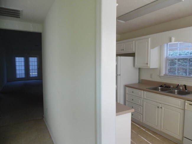Foto del edificio - 135 Stonington Ln SW
