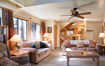 Building Photo - 8038 Larkspur Ln