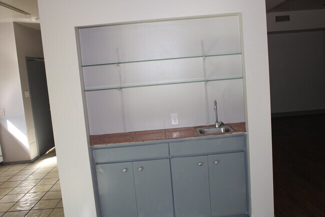 Foto del edificio - 537 Sand Bend Dr