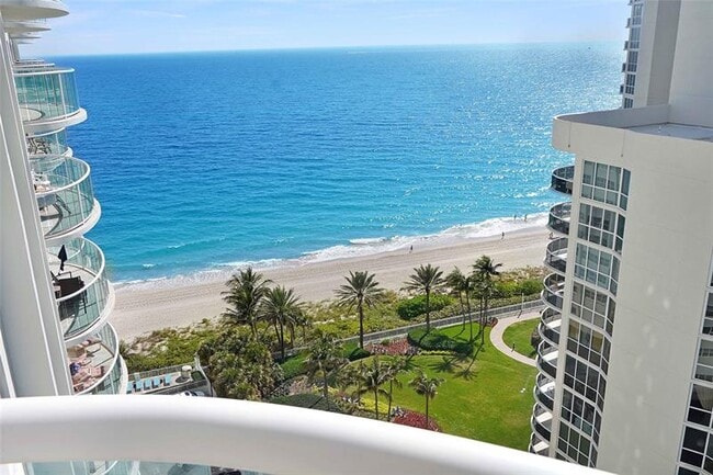 Building Photo - 3400 Galt Ocean Dr