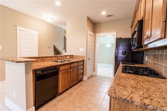 Foto del edificio - 209 E Mulberry St