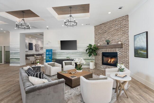 Interior Photo - Hawthorne at New Bern
