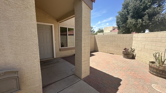 Foto del edificio - 8847 N 47th Ln