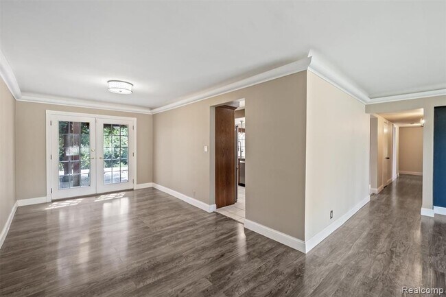 Foto del edificio - 3275 Chickering Ln
