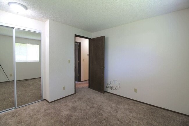 Building Photo - 1604 Swift Blvd