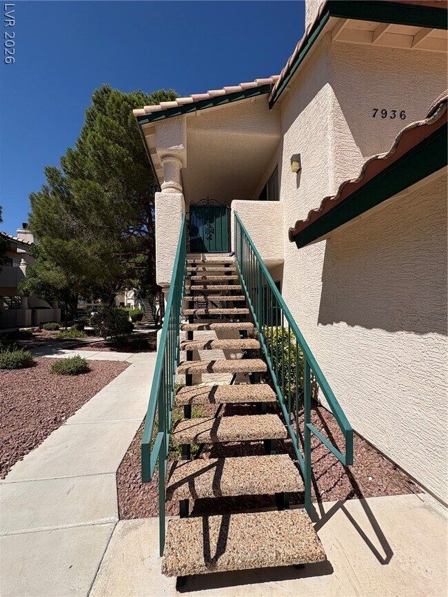 Building Photo - 7936 Decker Canyon Dr