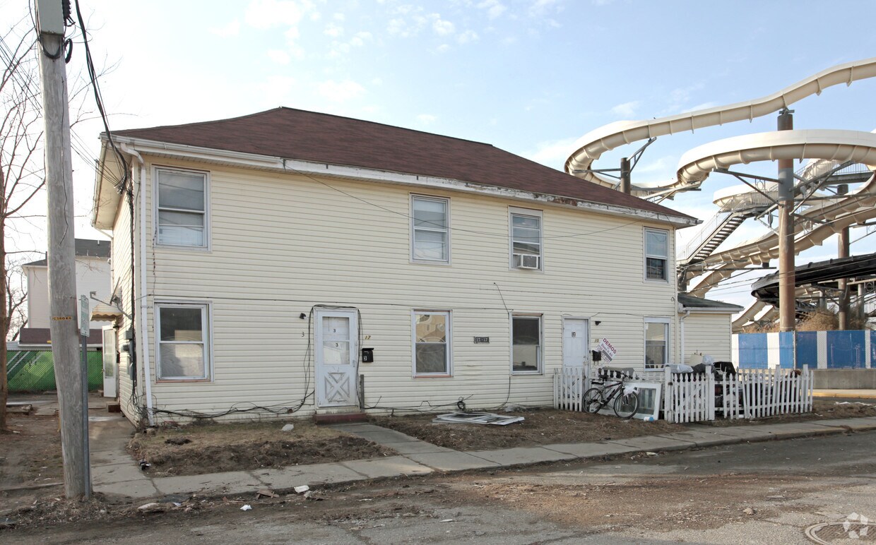 Foto principal - 15-17 Highland Ave