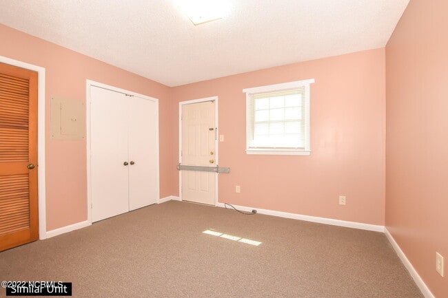 Building Photo - 1619 Halltown Rd