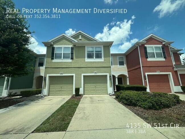 Foto del edificio - 4135 SW 51st Cir