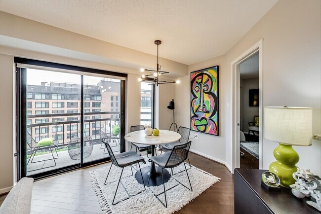 Foto del edificio - 2-bedroom, 1-bath condo in the sought-afte...