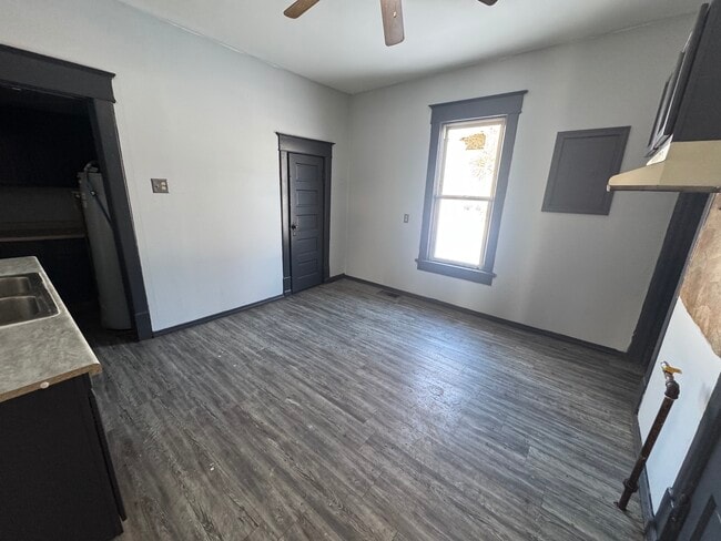 Foto del edificio - 610 Plum-