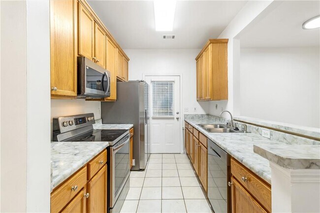 Foto del edificio - 717 Dill Ave SW