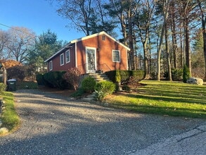 Building Photo - 5 2nd Rd