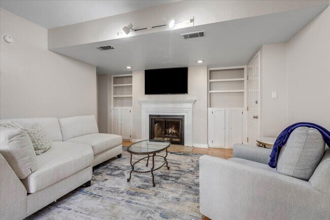 Foto del edificio - 517 E Jefferson St