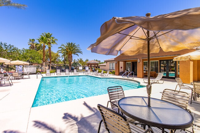 Pool - Vintage Desert Rose Senior Apartments | Affordable Apartments 55+