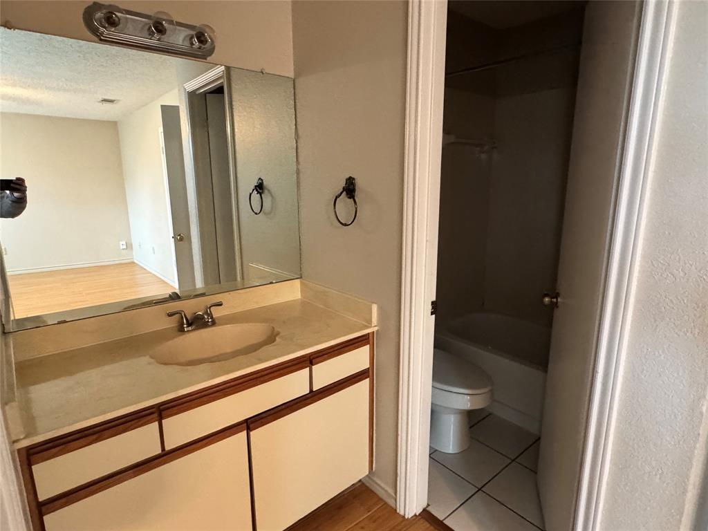 Foto principal - 2621 Gwendolyn Ln