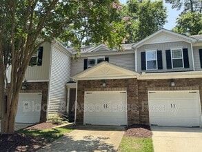 Building Photo - 4705 Lawhorn St