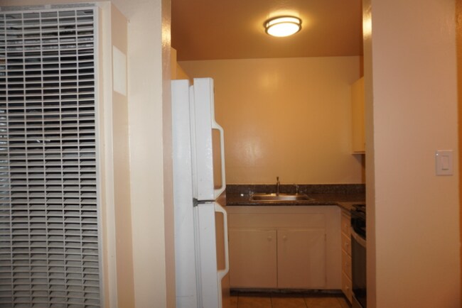 Foto del edificio - 35 Alan Ct