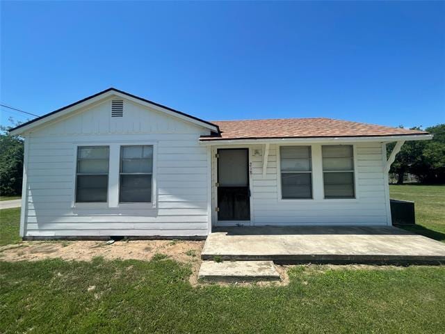 Primary Photo - 218 S Elm Ln