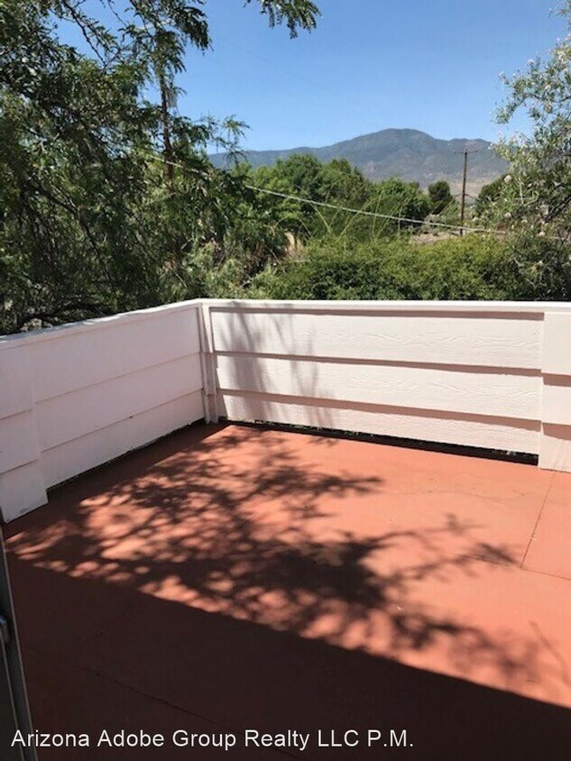 Foto principal - 3 br, 2 bath House - 1007 E. Aspen Pl.