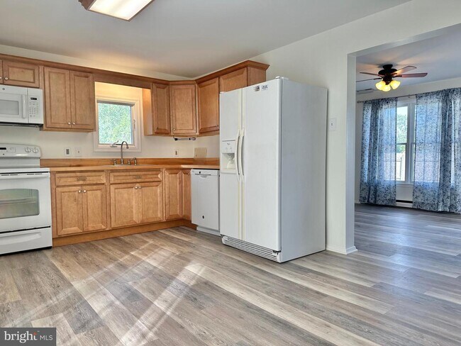 Building Photo - 21469 Coopertown Rd